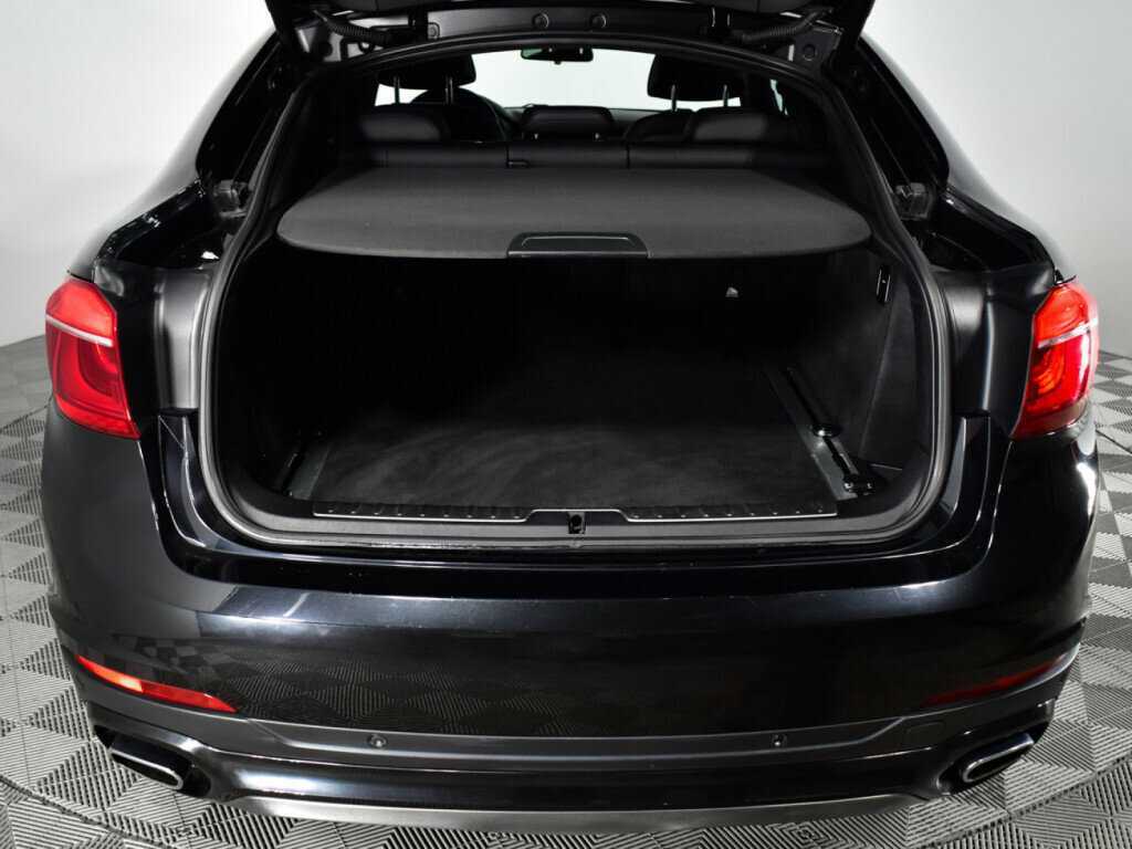 BMW X6 50i, 2015 Фото №20