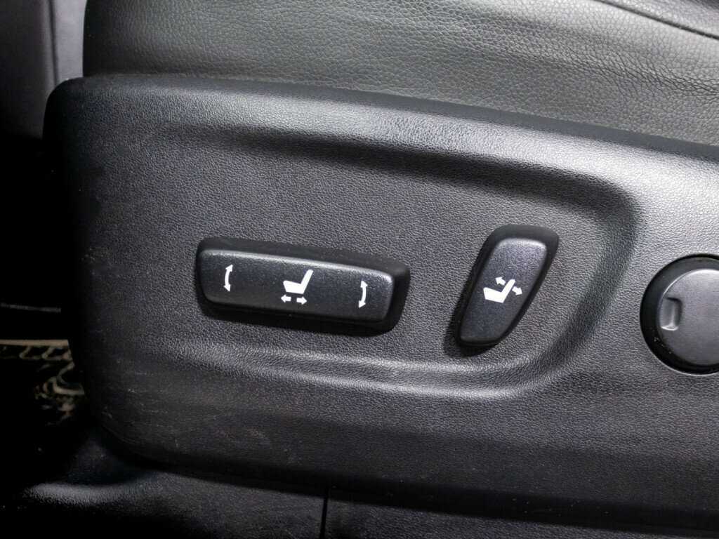 Toyota Land Cruiser Prado, 2019 Фото №21