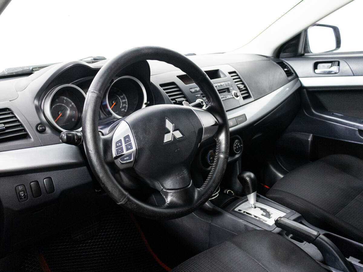 Mitsubishi Lancer, 2011 Фото №11