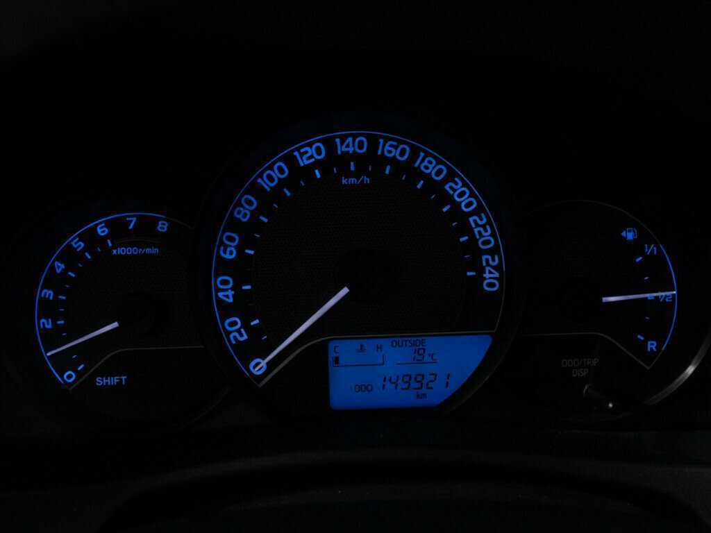 Toyota Auris, 2014 Фото №12