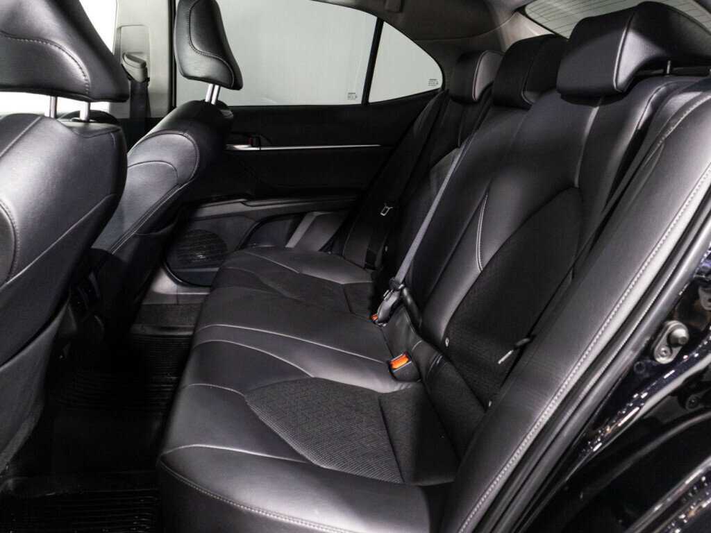 Toyota Camry, 2021 Фото №10