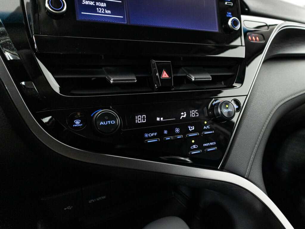 Toyota Camry, 2021 Фото №18