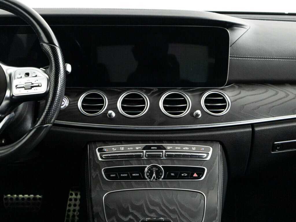 Mercedes-Benz E-Класс 220 d, 2020 Фото №14