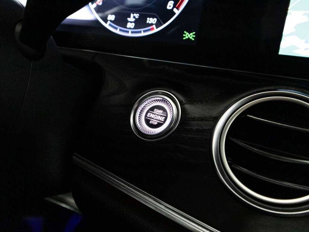 Mercedes-Benz E-Класс 220 d, 2020 Фото №19