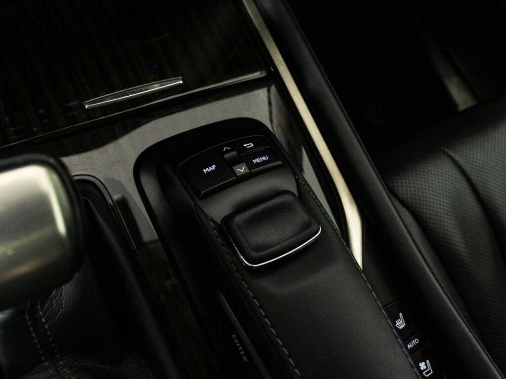 Lexus LX 450d, 2017 Фото №20