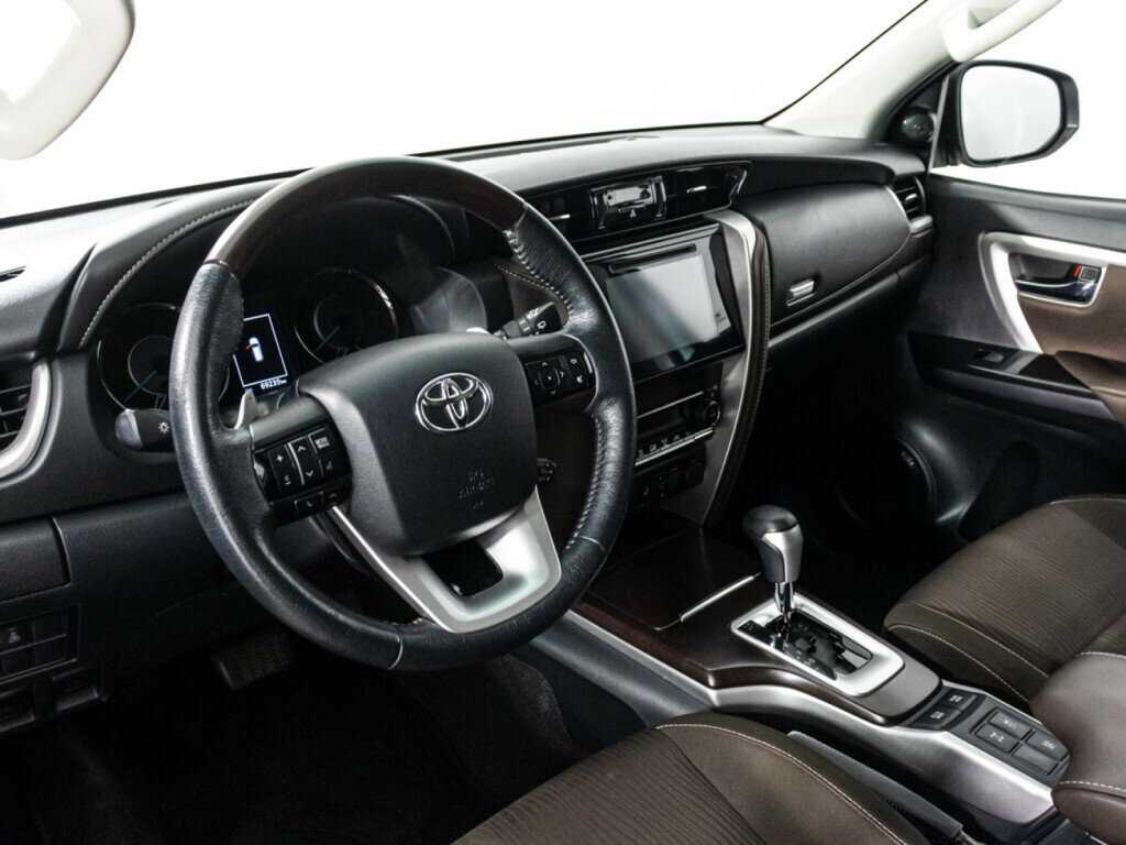 Toyota Fortuner, 2019 Фото №9