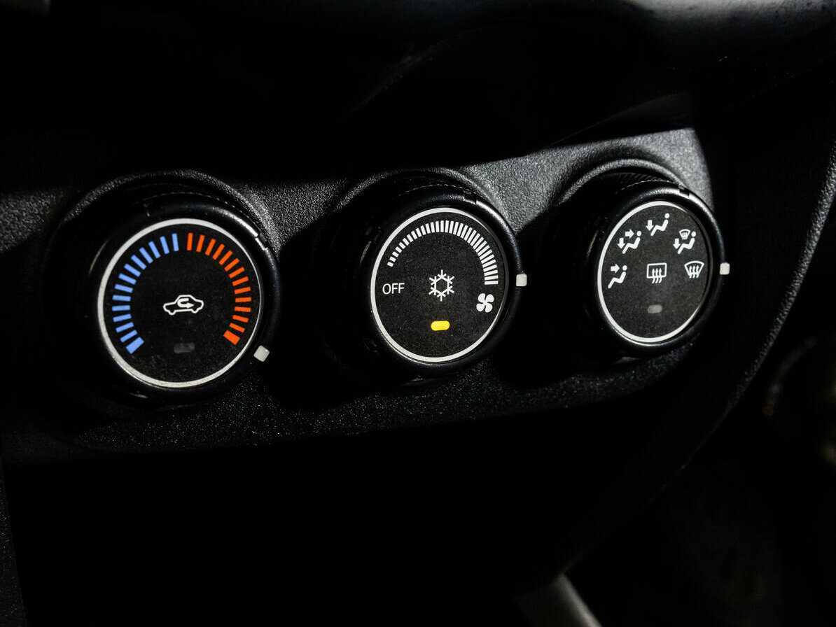 Mitsubishi ASX, 2011 Фото №12