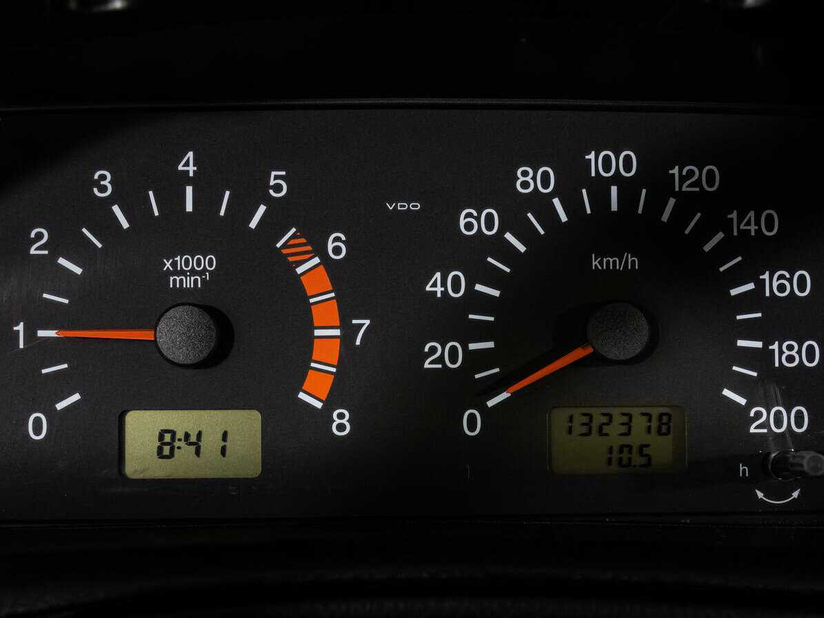 Chevrolet Niva, 2011 Фото №14