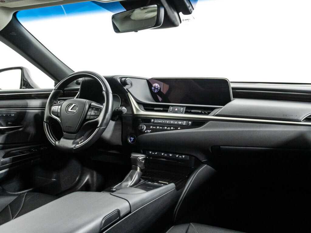 Lexus ES 300h, 2020 Фото №9