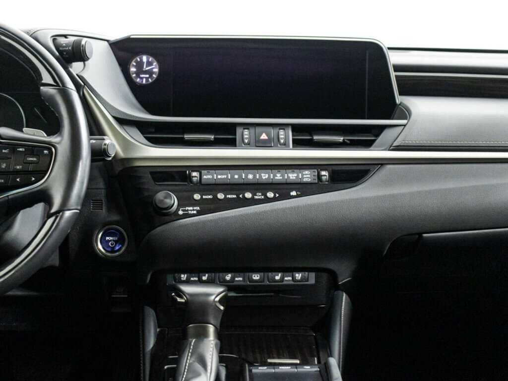 Lexus ES 300h, 2020 Фото №14