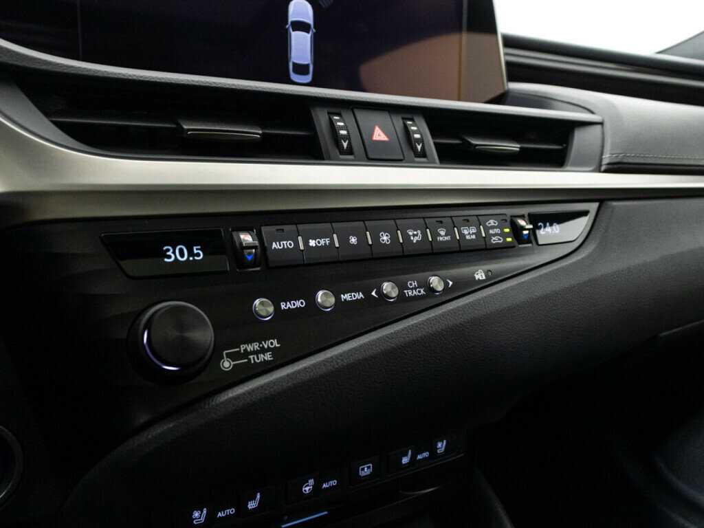 Lexus ES 300h, 2020 Фото №19