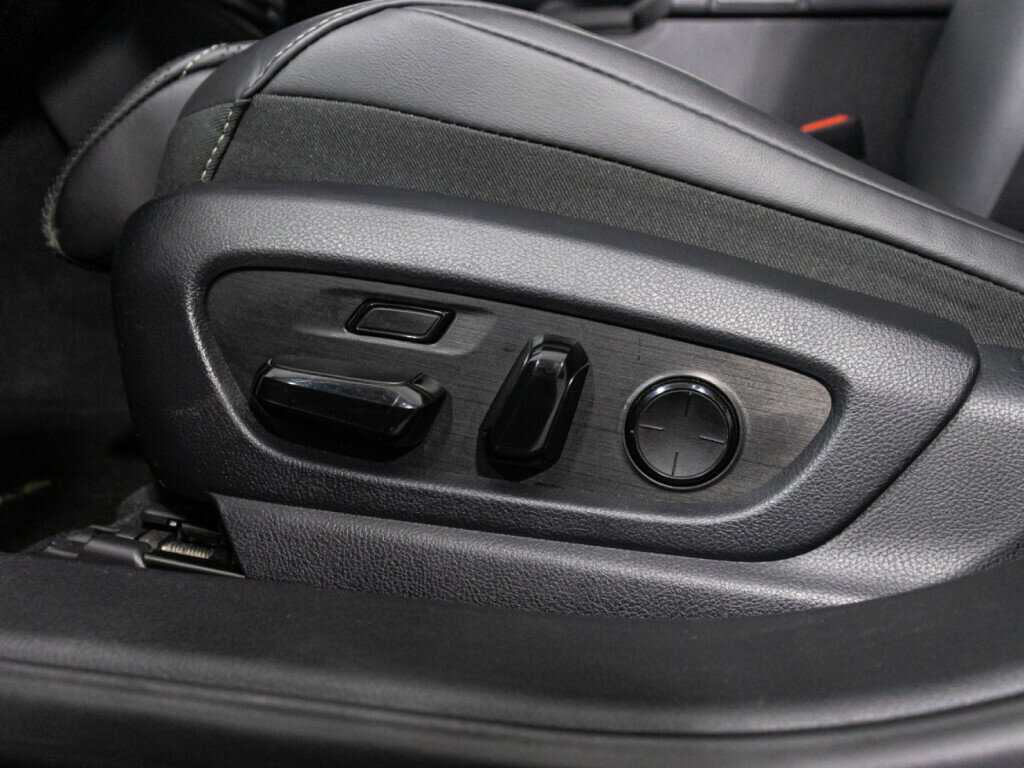 Lexus ES 300h, 2020 Фото №24