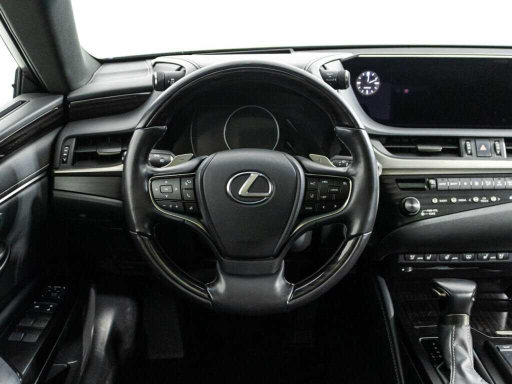 Lexus ES 300h, 2020 Фото №27