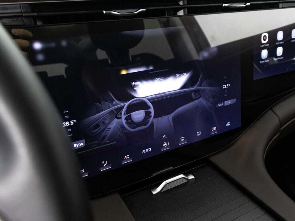 EXEED VX, 2023 Фото №19