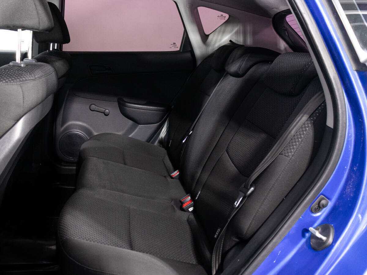 Hyundai i30, 2010 Фото №10