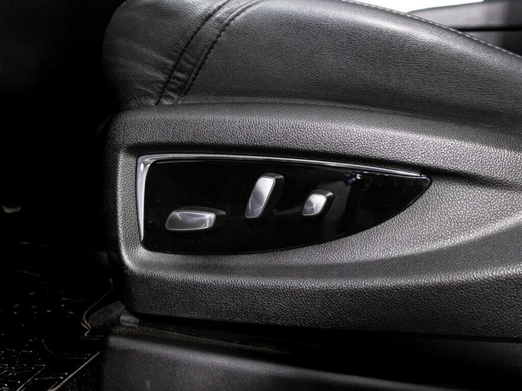 Cadillac Escalade, 2018 Фото №19