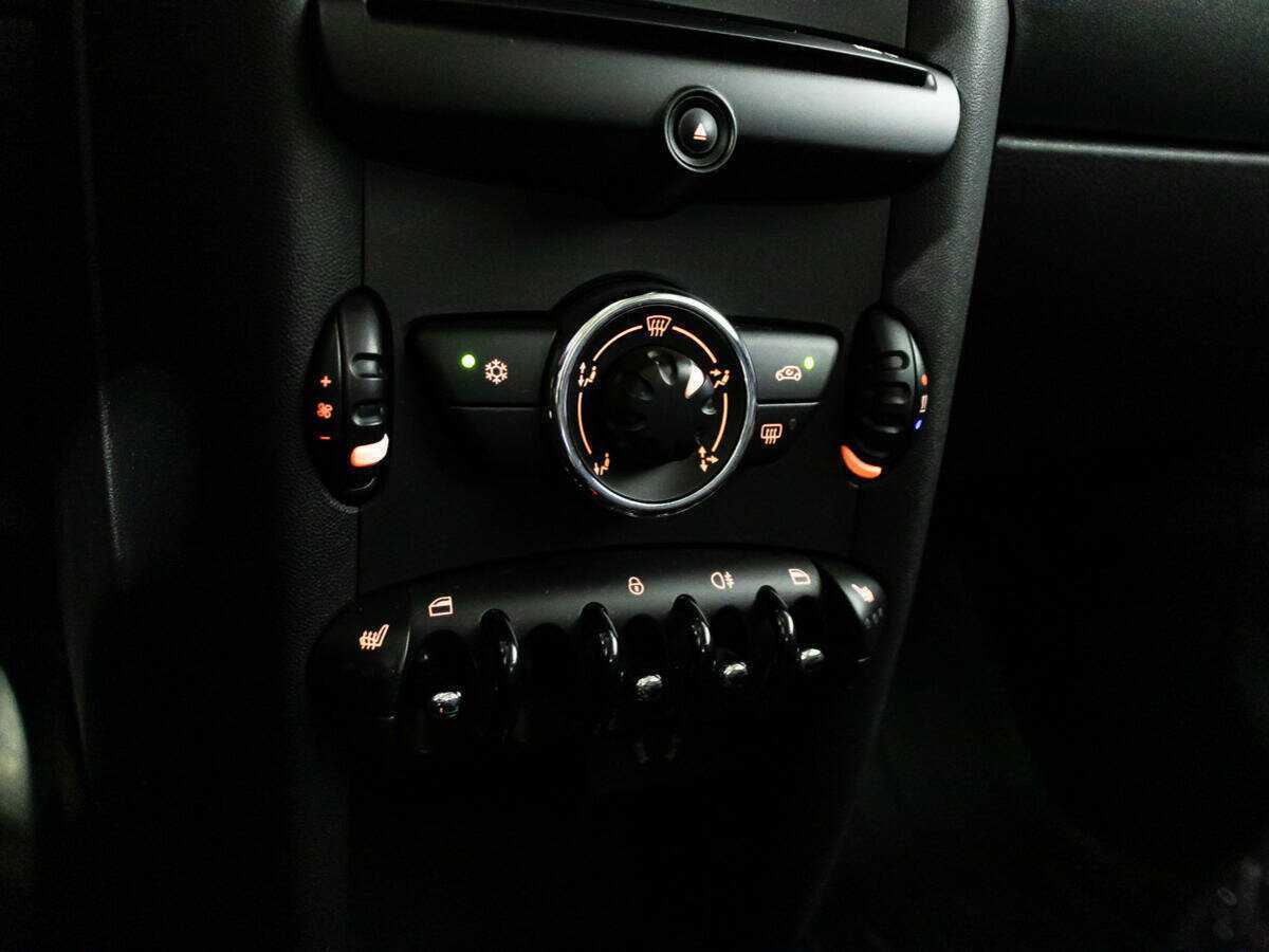 Mini Hatch One, 2011 Фото №16