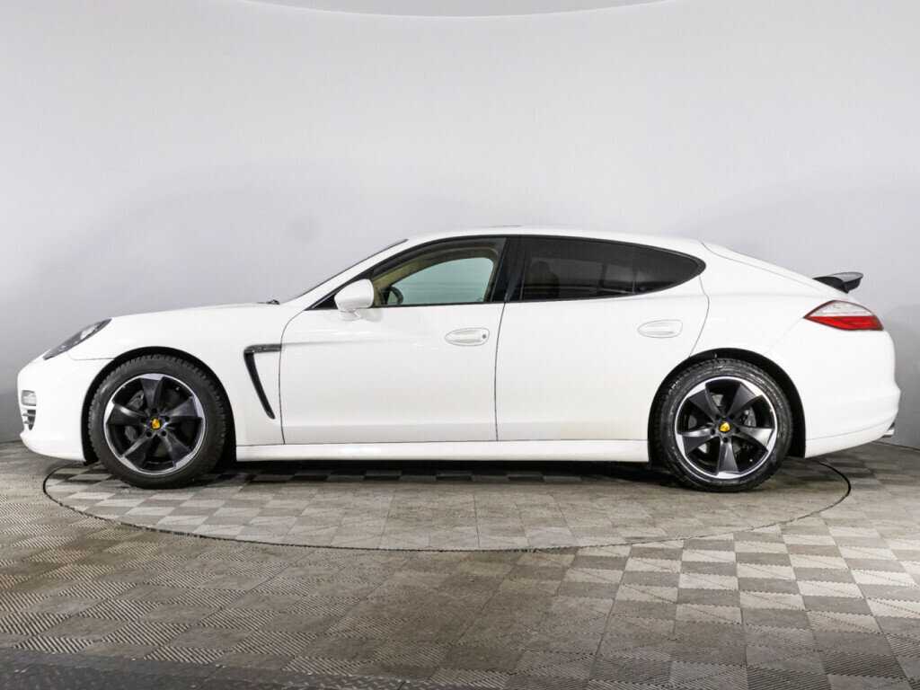 Porsche Panamera 4, 2010 Фото №8