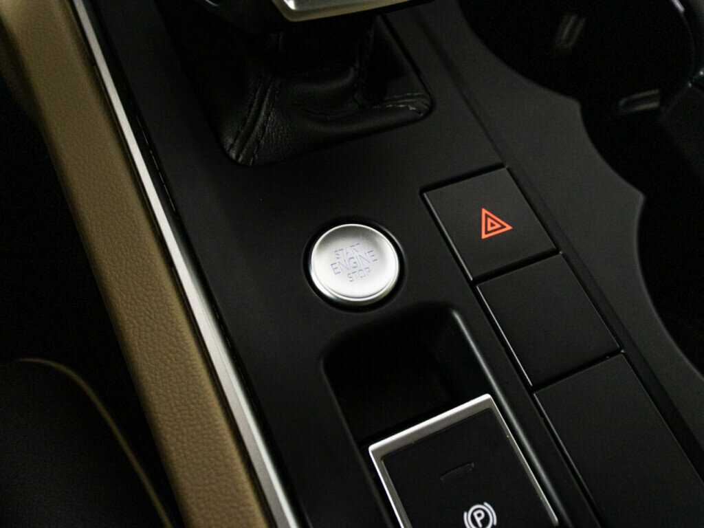 Volkswagen Touareg, 2020 Фото №22