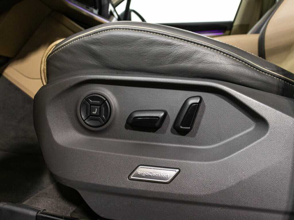 Volkswagen Touareg, 2020 Фото №24