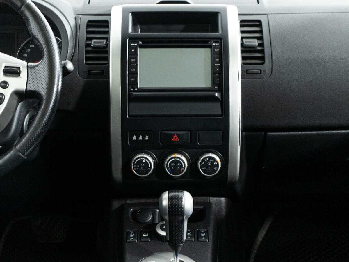 Nissan X-Trail, 2011 Фото №14