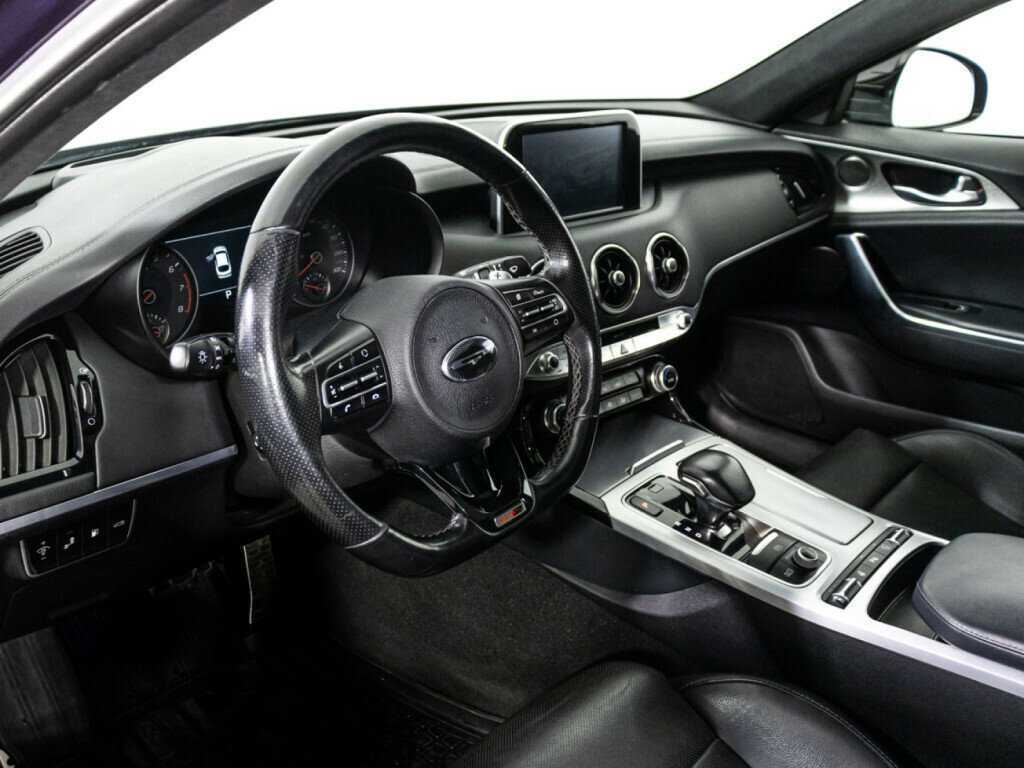 Kia Stinger, 2018 Фото №11
