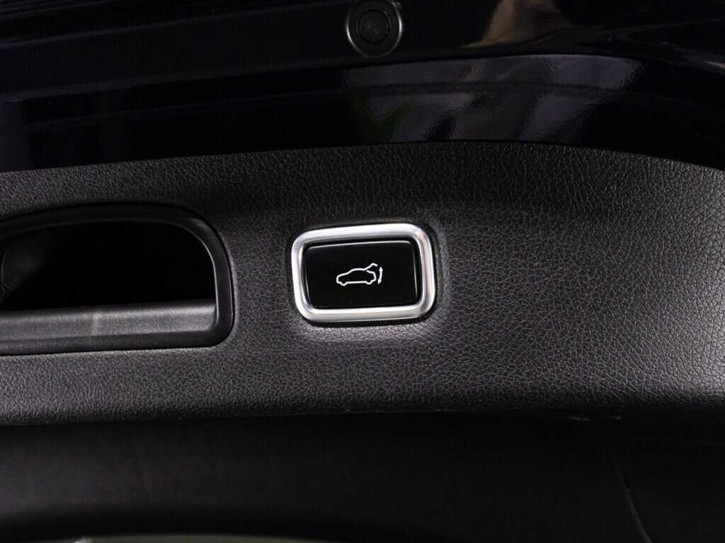 Kia Stinger, 2018 Фото №15