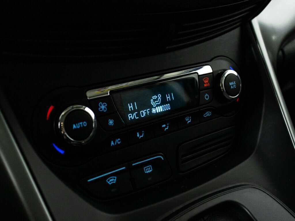 Ford Kuga, 2014 Фото №15