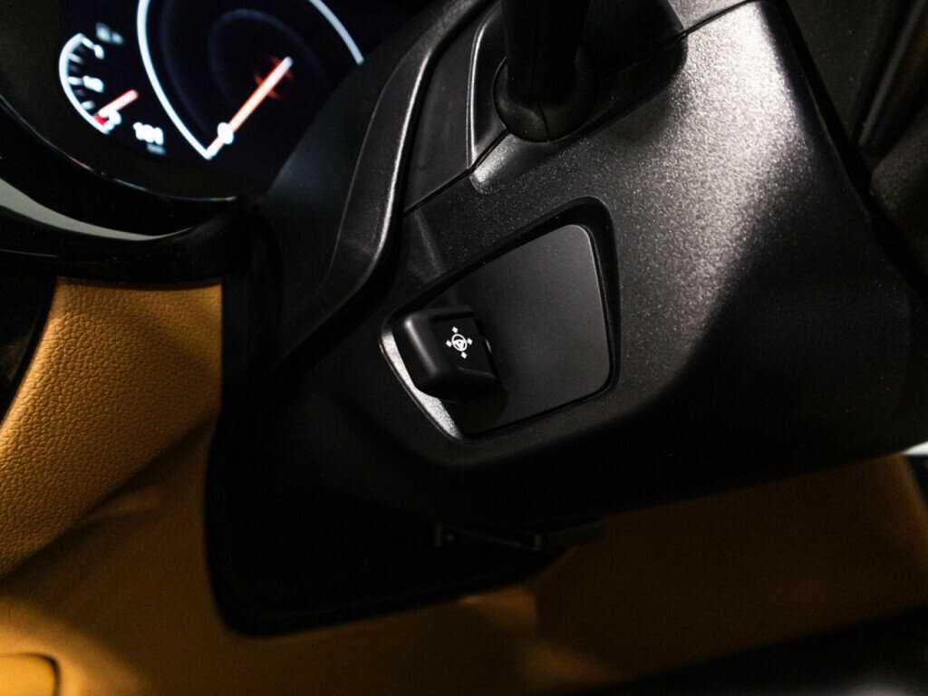 BMW 5 серии 540i, 2019 Фото №21