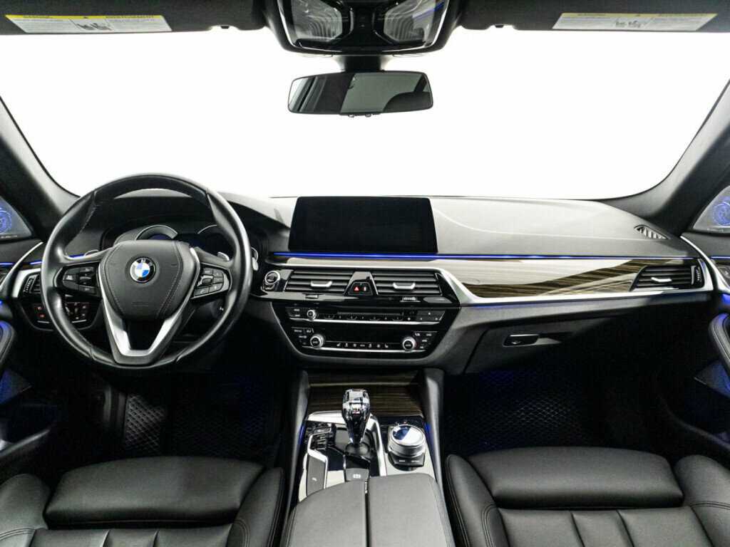 BMW 5 серии 530i, 2019 Фото №13