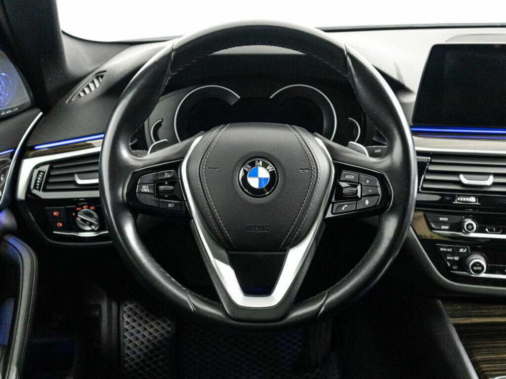 BMW 5 серии 530i, 2019 Фото №25