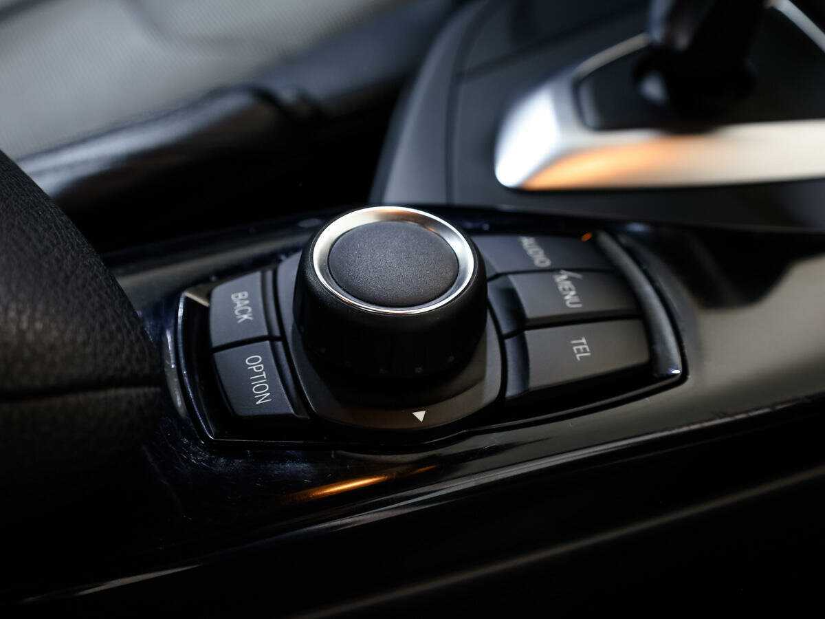 BMW 1 серии 118i, 2011 Фото №19