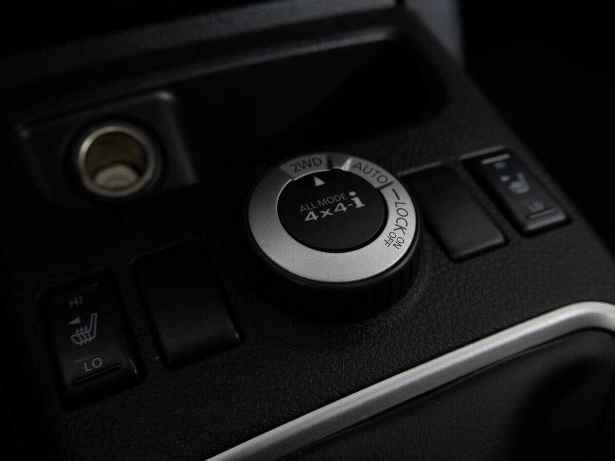 Nissan X-Trail, 2010 Фото №12