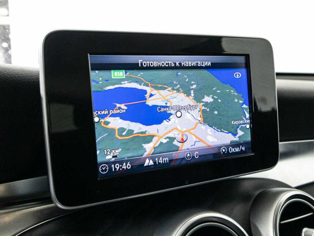 Mercedes-Benz GLC Coupe 300, 2018 Фото №17