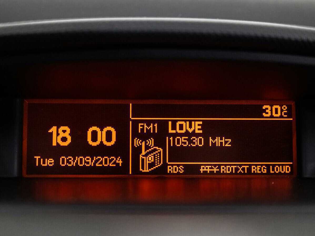 Peugeot 308, 2010 Фото №12