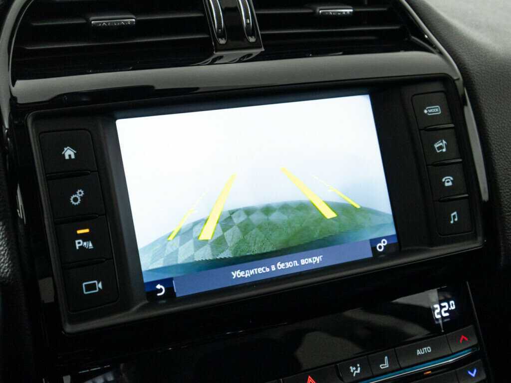 Jaguar XE, 2017 Фото №15