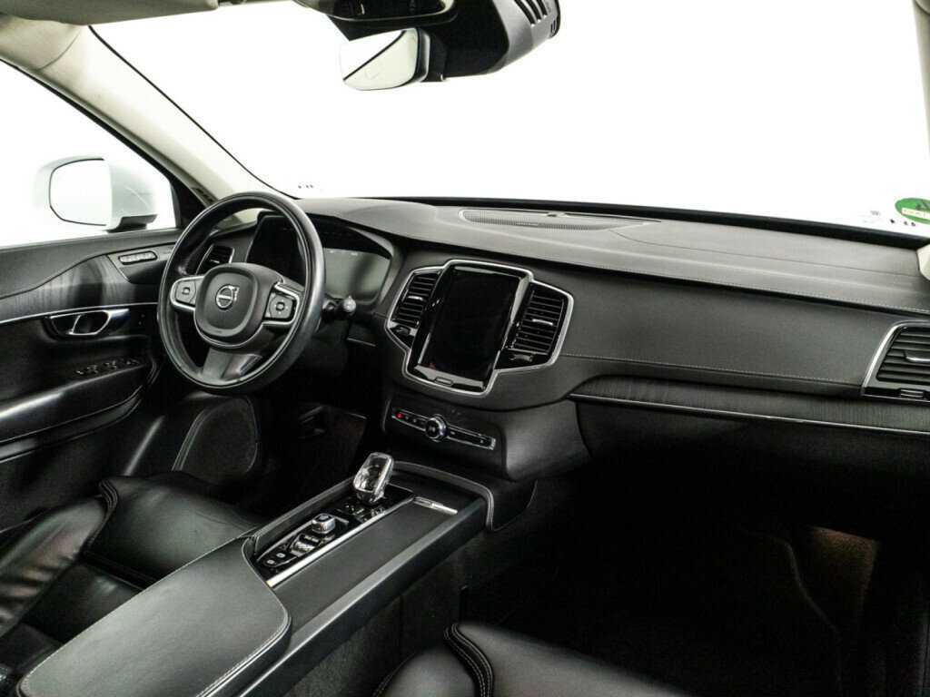 Volvo XC90 B5, 2020 Фото №9