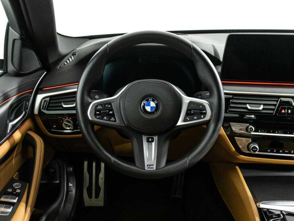 BMW 5 серии 520i, 2023 Фото №26