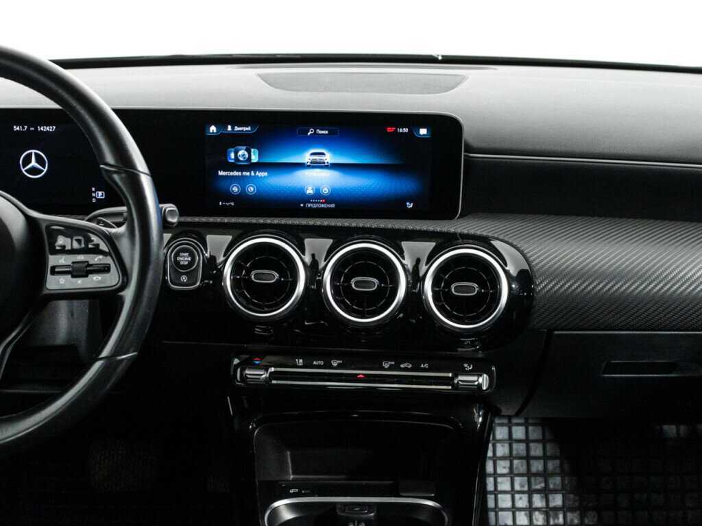 Mercedes-Benz CLA 200, 2019 Фото №14