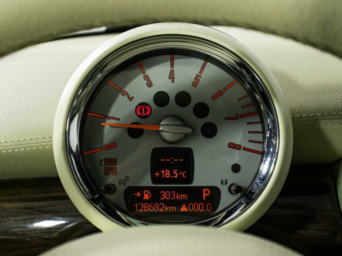 Mini Hatch Cooper S, 2008 Фото №11