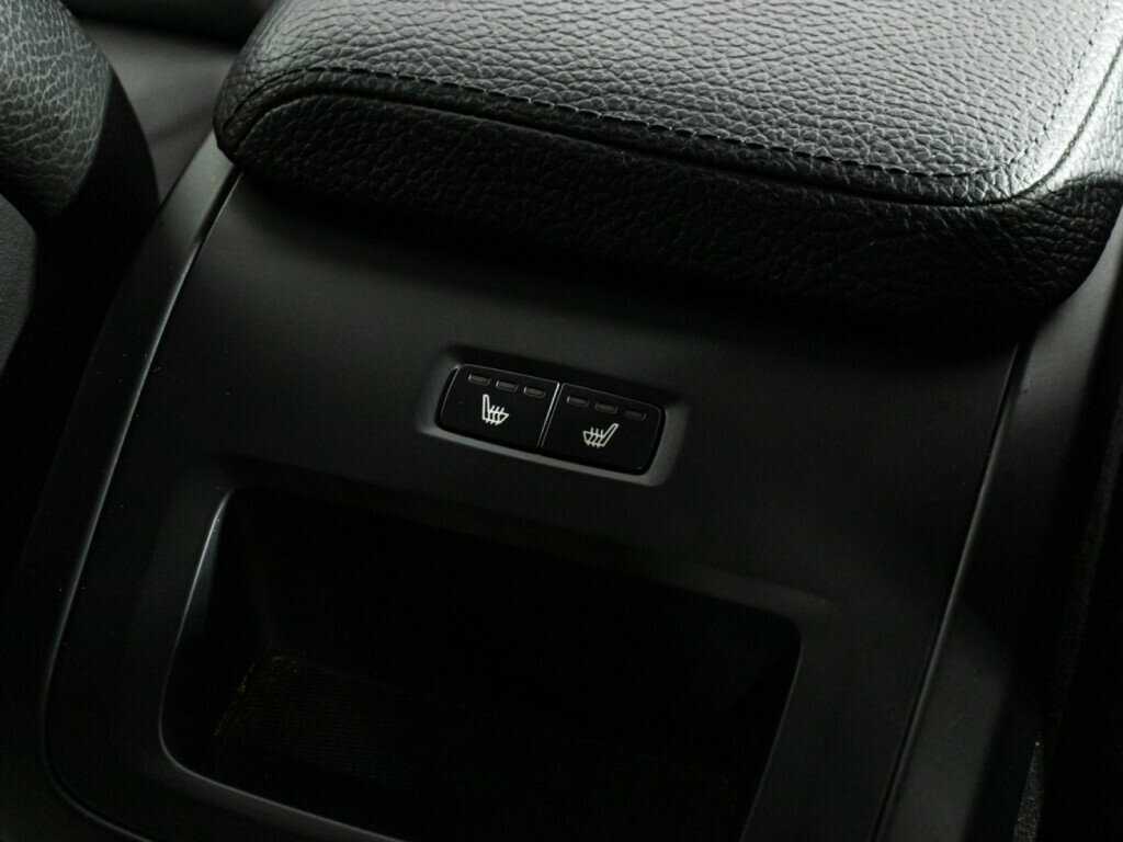 Volvo XC60, 2019 Фото №25