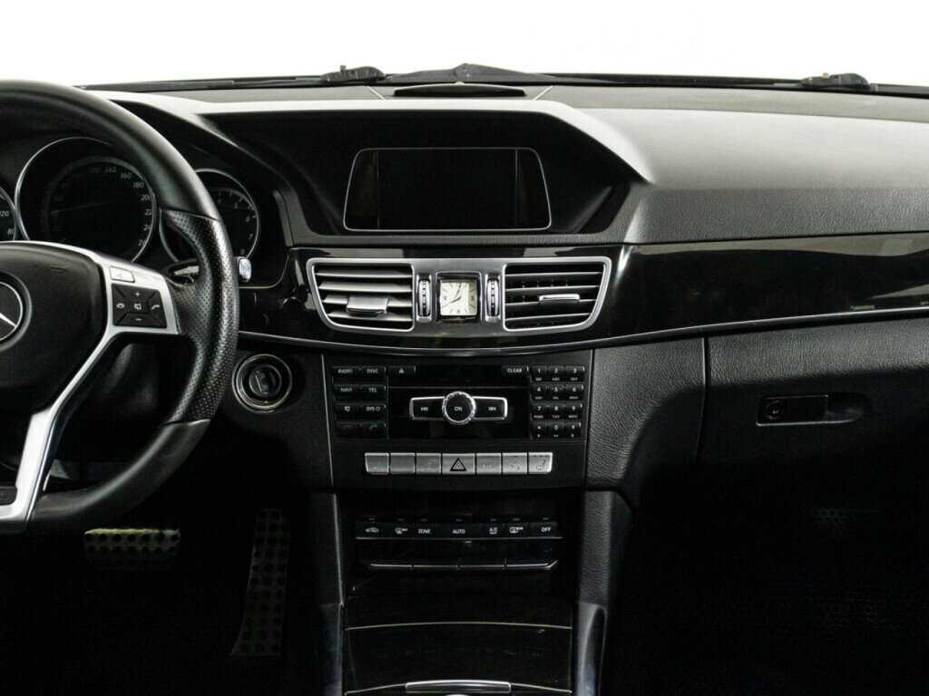 Mercedes-Benz E-Класс 200, 2013 Фото №14