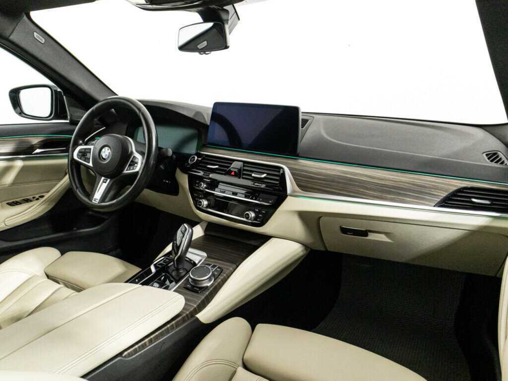 BMW 5 серии 520d xDrive, 2020 Фото №9