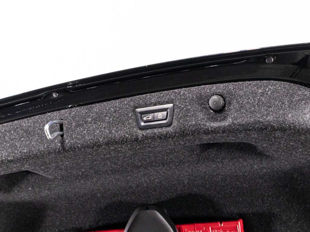 BMW 5 серии 520d xDrive, 2020 Фото №15