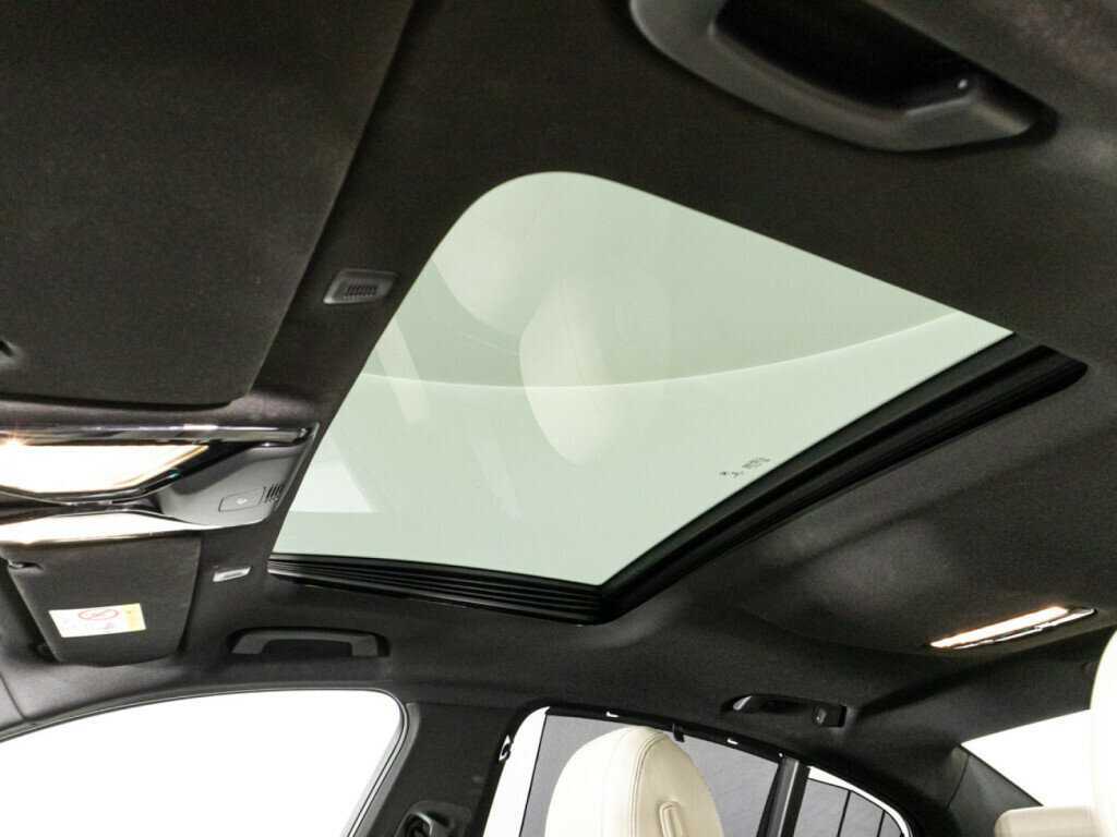 BMW 5 серии 520d xDrive, 2020 Фото №20