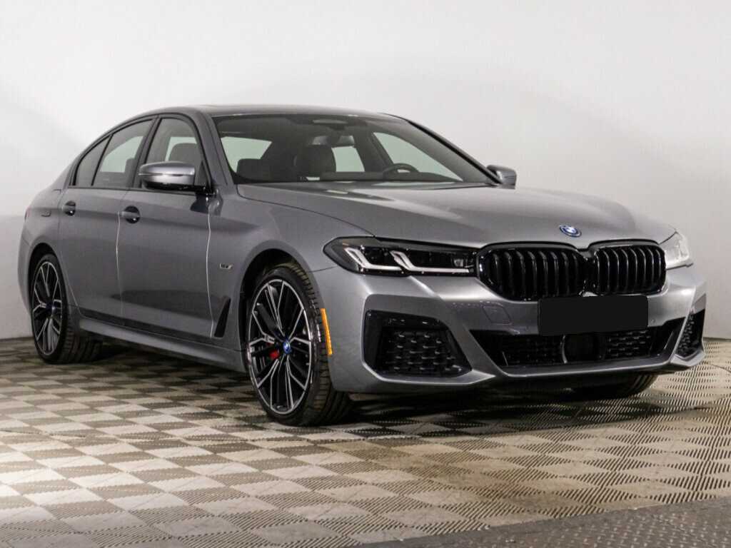 BMW 5 серии 530e xDrive, 2022 - 12 664 км. | Фото №3