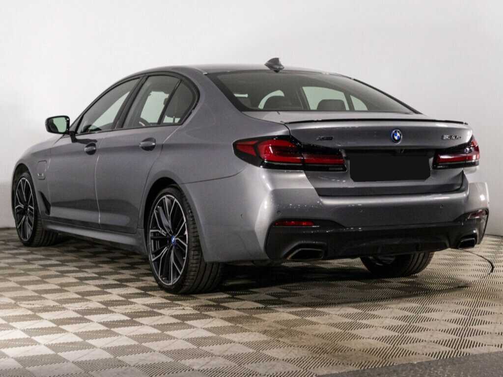 BMW 5 серии 530e xDrive, 2022 - 12 664 км. | Фото №7