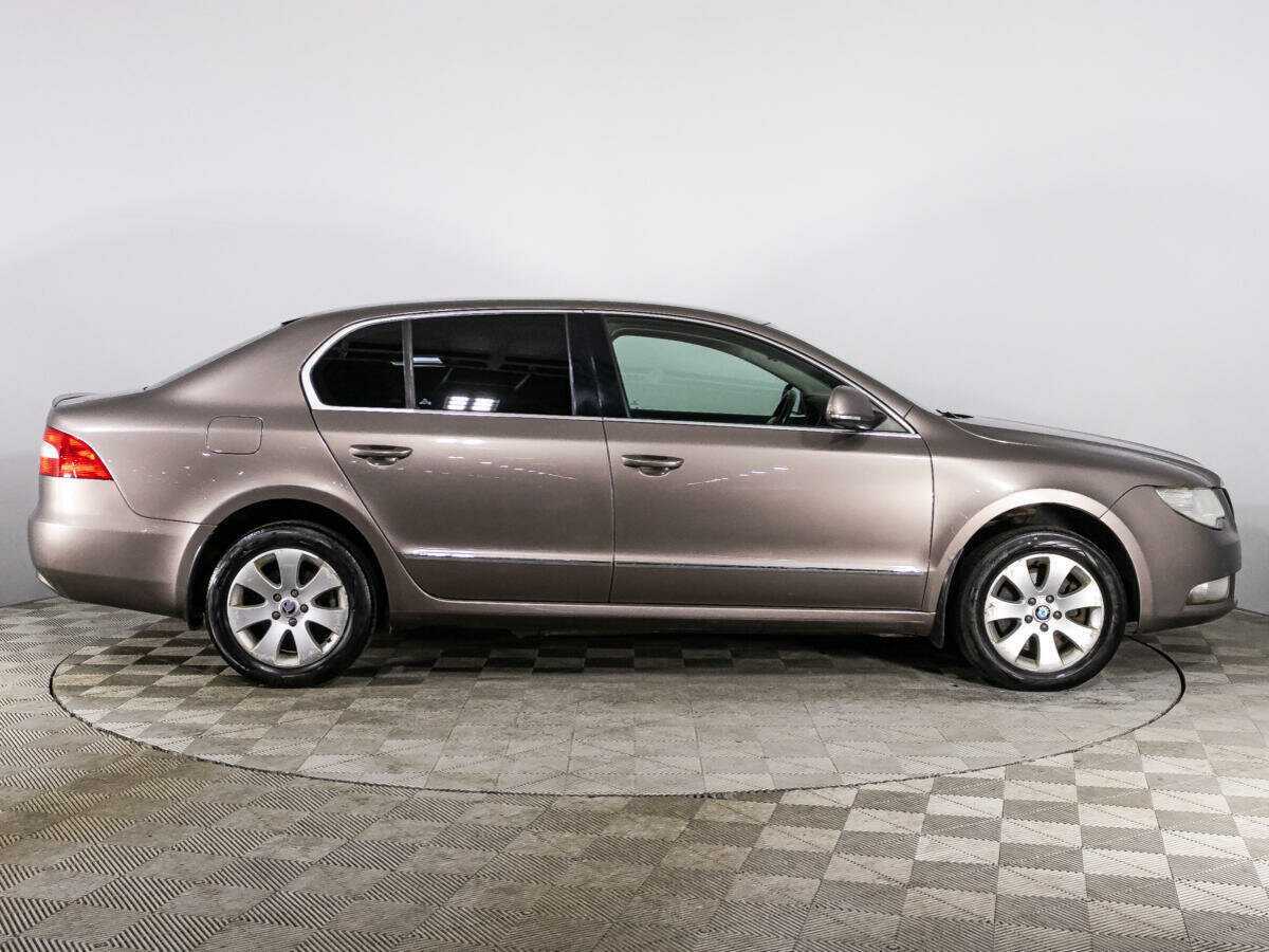 Skoda Superb, 2012 - 214 128 км. | Фото №4