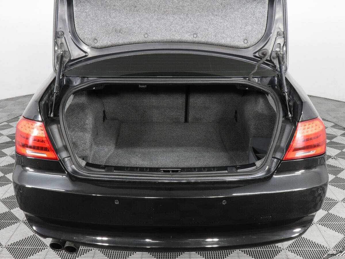 BMW 3 серии 325i, 2008 Фото №9