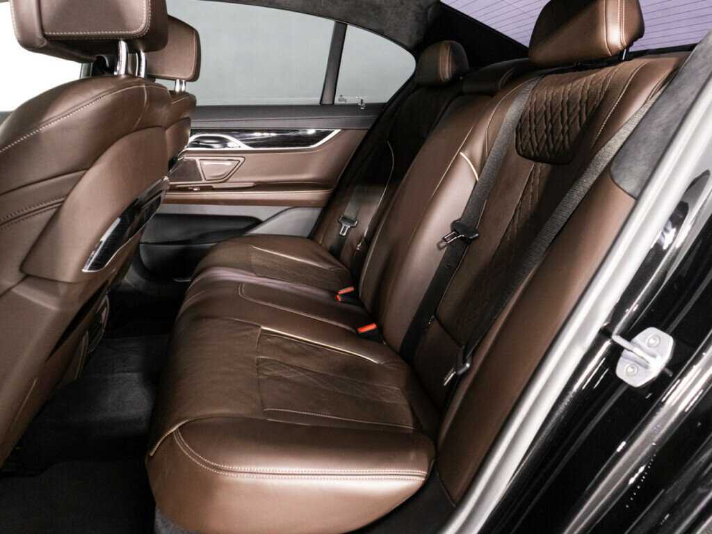BMW 7 серии 730d xDrive, 2018 Фото №10